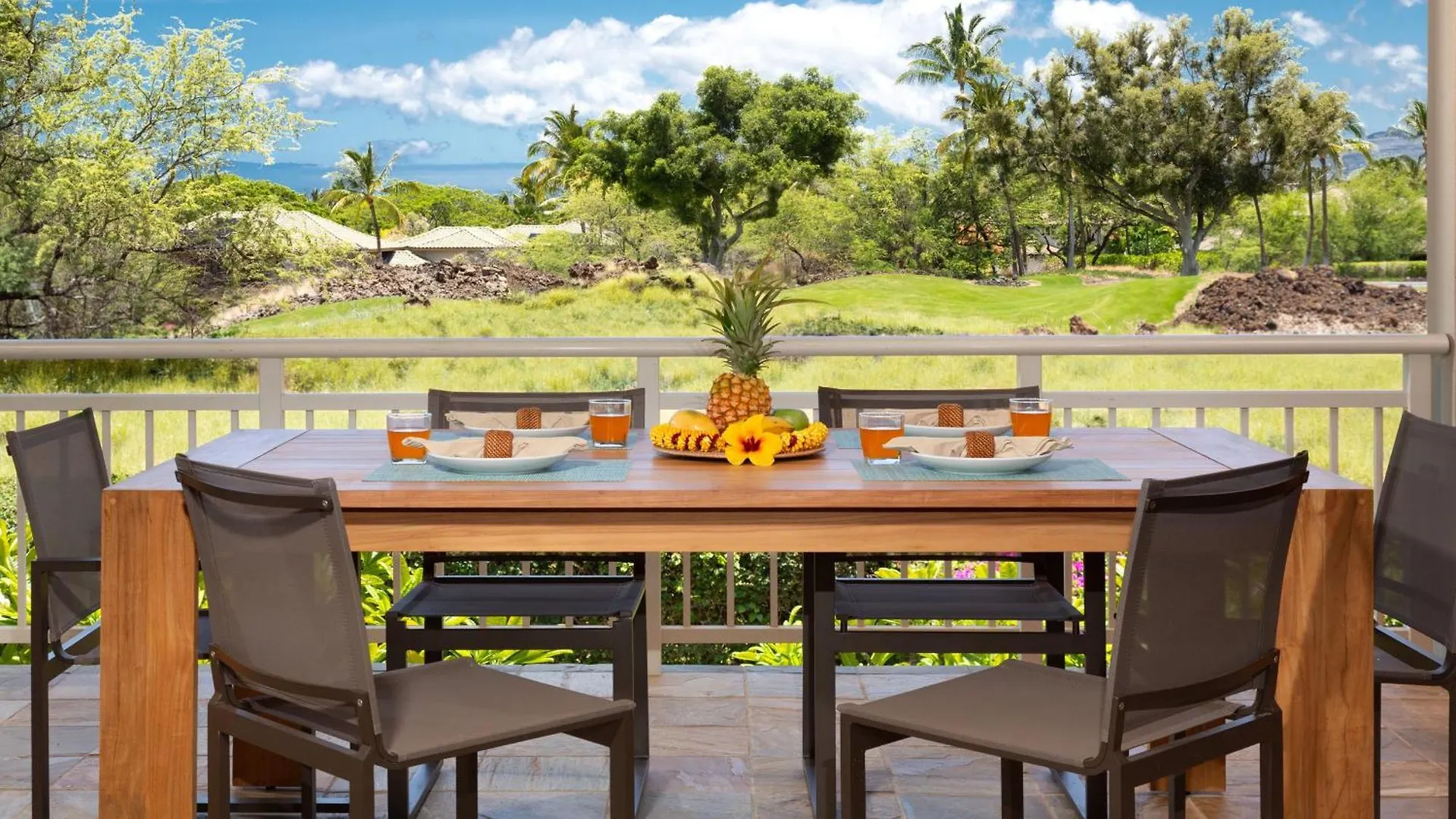 Сasa de vacaciones Sea To Sky Stunning 3Br Villages Home With Three Master Suites Waikoloa