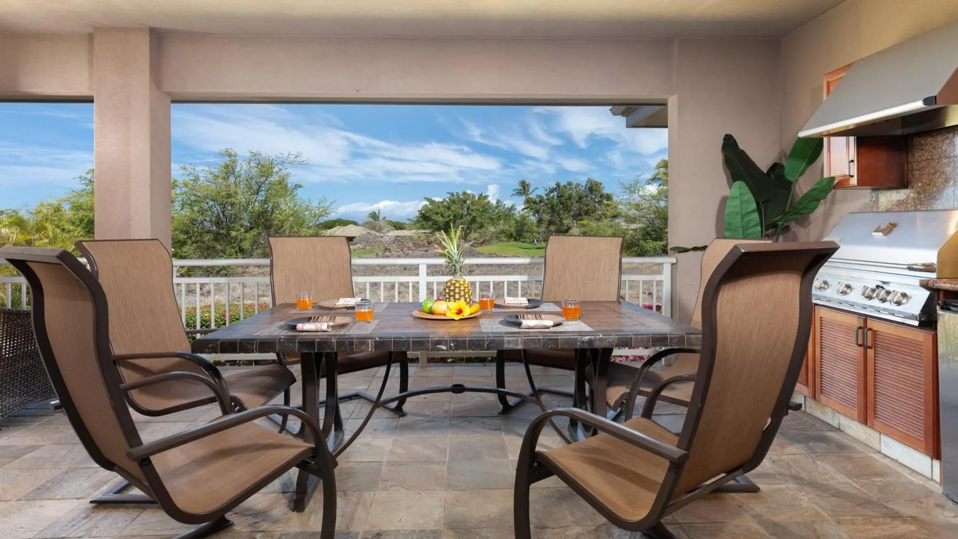 Sea To Sky Stunning 3Br Villages Home With Three Master Suites Waikoloa Holiday home