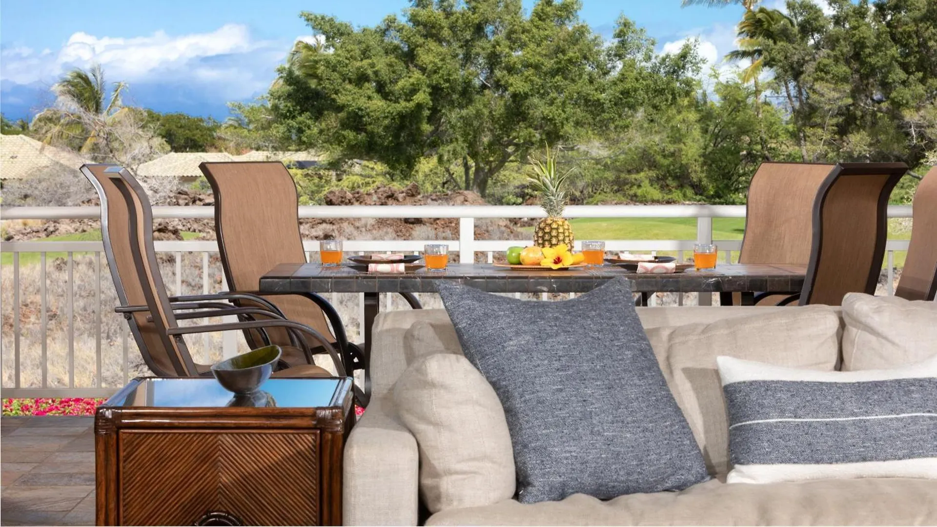 Sea To Sky Stunning 3Br Villages Home With Three Master Suites Waikoloa